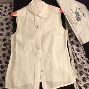 Button up sleeveless shirt